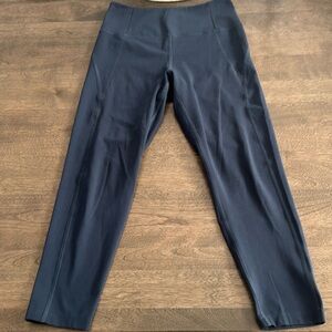 Girlfriend collective navy capri leggings